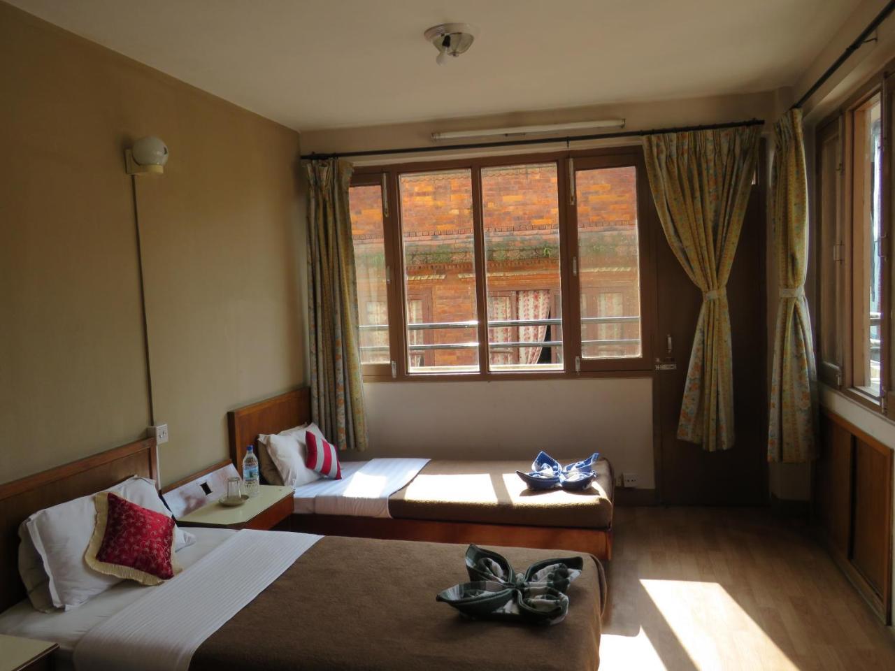 Stupa Guest House กาฐมาณฑุ ภายนอก รูปภาพ