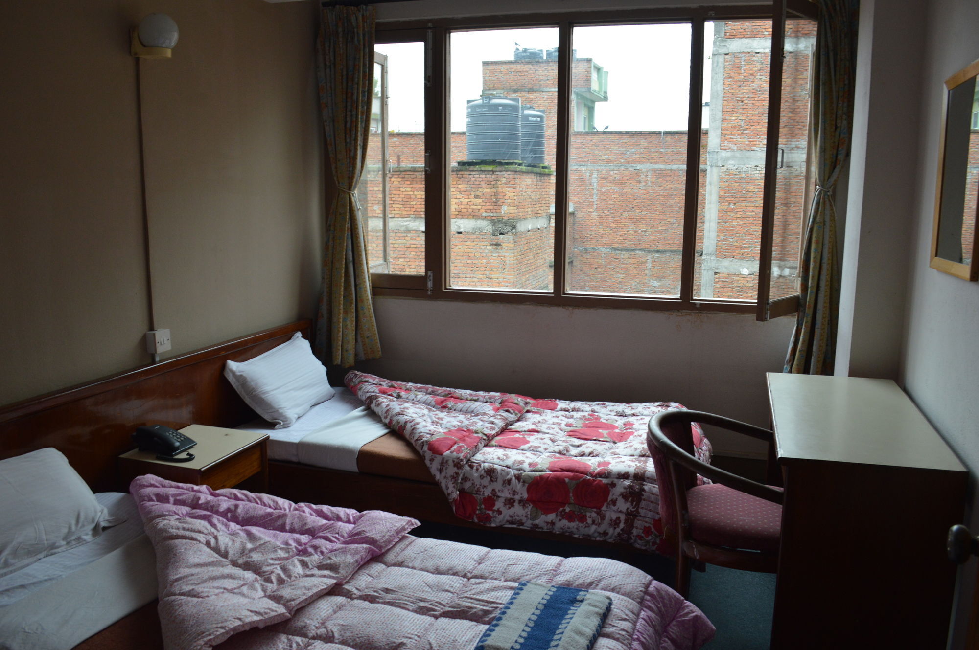 Stupa Guest House กาฐมาณฑุ ภายนอก รูปภาพ